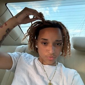 Meet your Posher, Rose